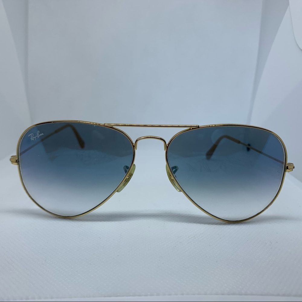 Ray-Ban | Aviator Blue Gradient Lenses in Gold